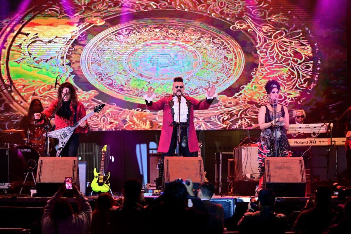 Ofrece FAOT una variedad entre la ópera y rock en su quinta noche