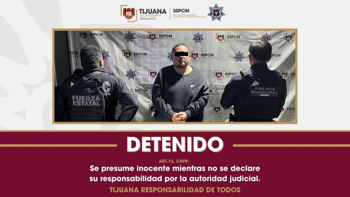 Detiene Policía Municipal de Tijuana a persona con arma de fuego luego de realizar persecución que culminó en la garita internacional de San Ysidro