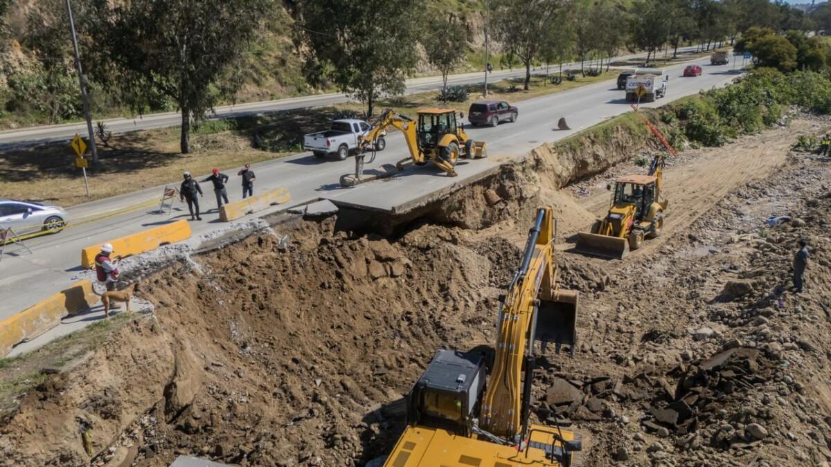 TRABAJA CESPT EN REPARACIÓN DE TRAMO DEL LIBRAMIENTO ROSAS MAGALLÓN SUR