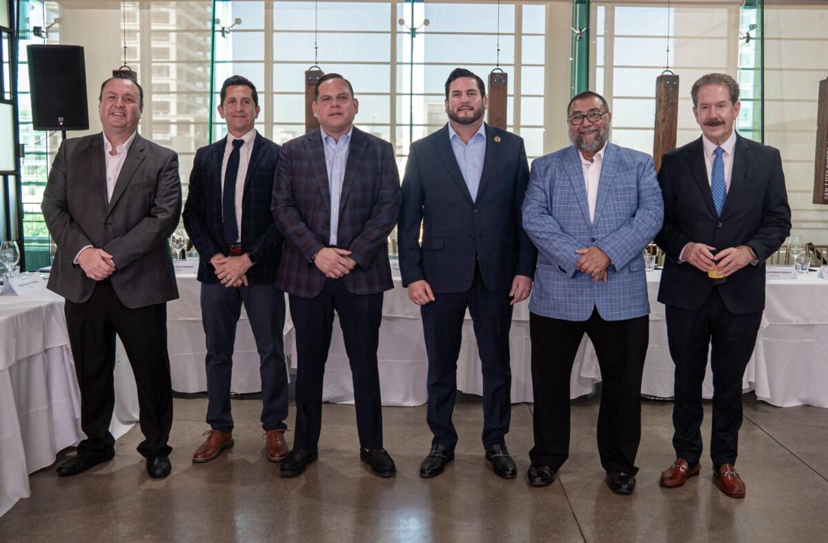 Recibe Ismael Burgueño ruiz a comitiva de autoridades electas de california, Estados Unidos