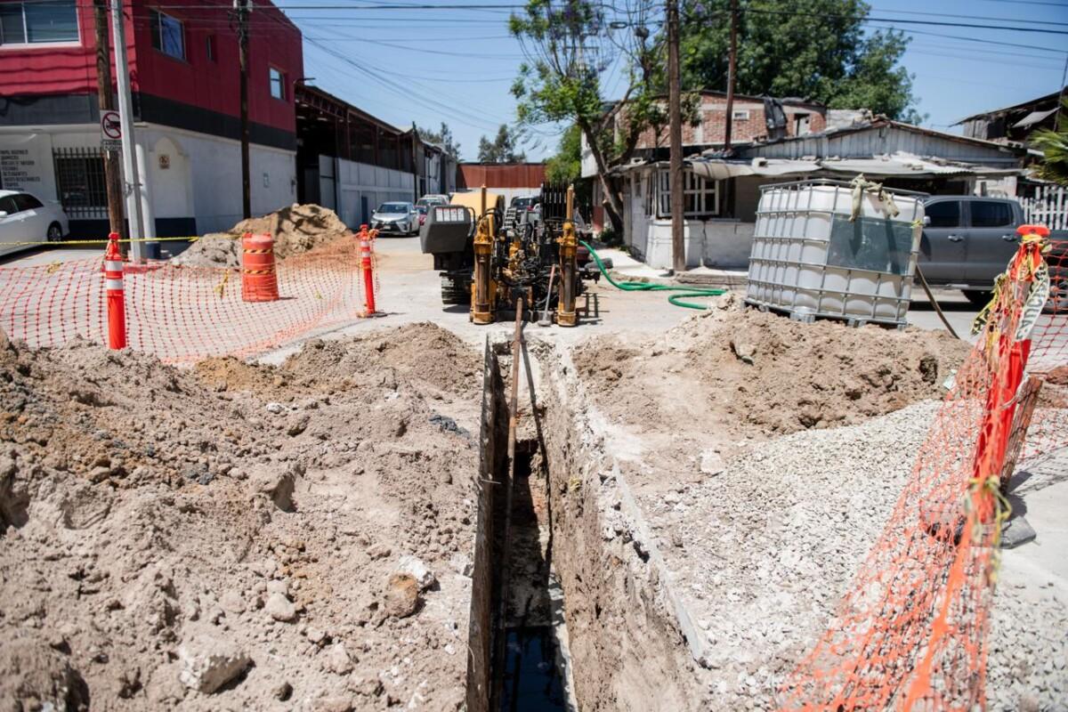 REEMLAZAN RED DE DRENAJE EN FORTÍN DE LAS FLORES, HABÍA CUMPLIDO SU CICLO