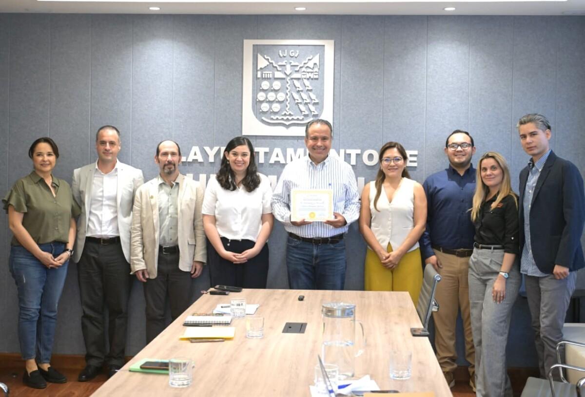 Impulsa Toño Astiazarán plataforma digital en conjunto con WRI México para atender efectos del cambio climático