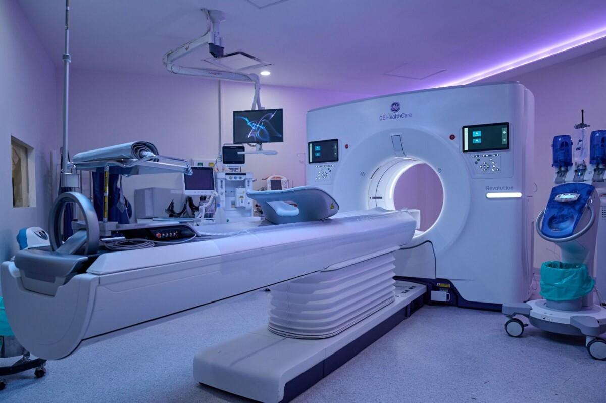 Opera Hospital Universitario al 100%; contará con tercer simulador quirúrgico más avanzado de México: Durazo