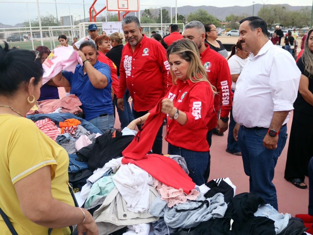 Defensores del PRI acercan apoyos y servicios a más de 200 familias