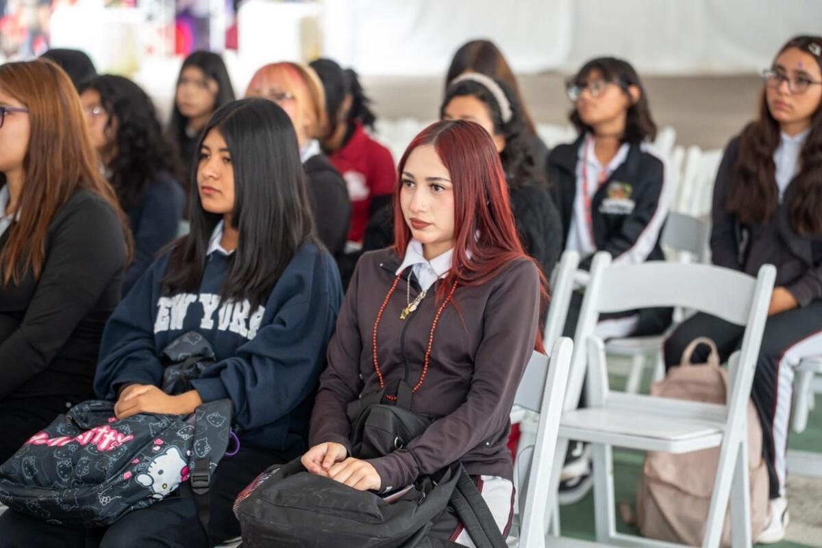 ENTREGA GOBIERNO DE TIJUANA 150 KITS DE GESTIÓN MENSTRUAL A NIÑAS Y ADOLECENTES DE LA CIUDAD