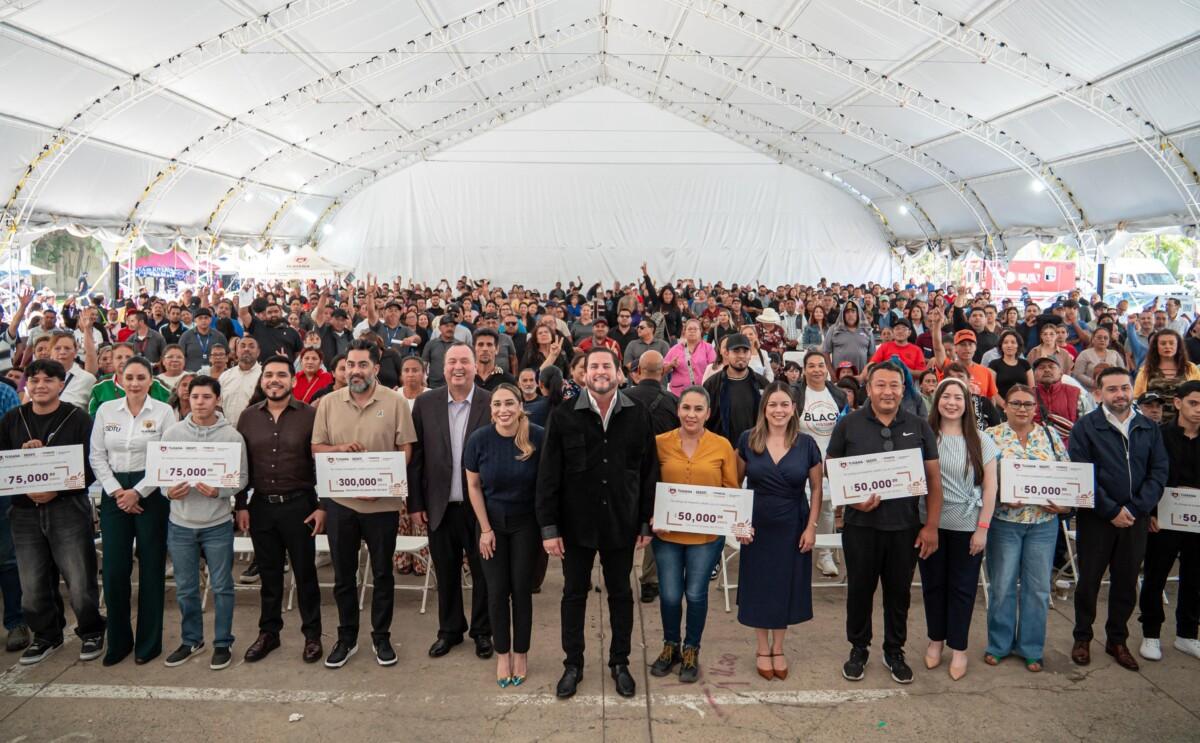Entrega Ismael Burgueño más de 430 apoyos económicos para fortalecer el emprendimiento en Tijuana