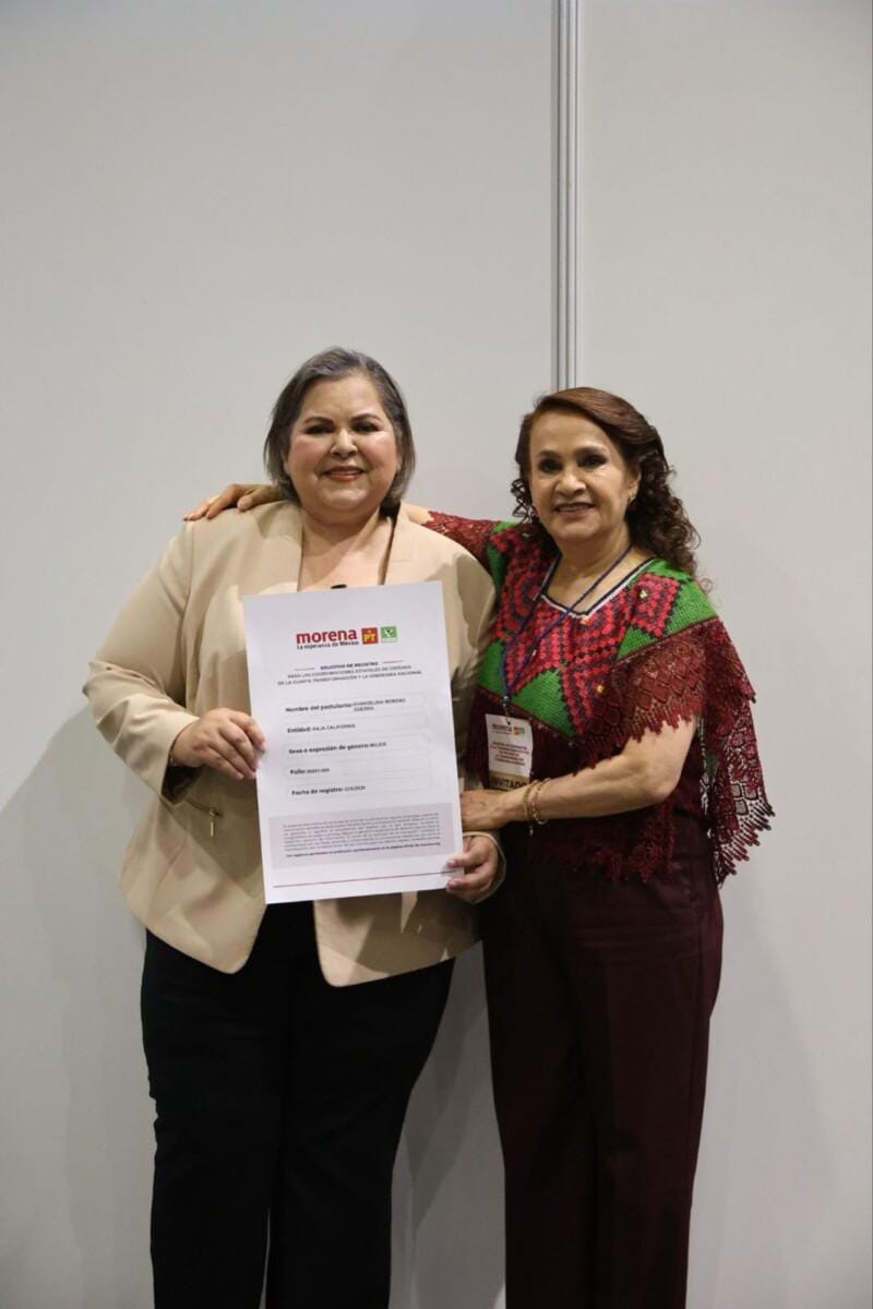 EVANGELINA MORENO GUERRA ACOMPAÑADA DE DÓLORES PADIERNA,OBTUVO SU REGISTRO COMO ASPIRANTE A LA COORDINACIÓN ESTATAL DE LA DEFENSA DE LA TRANSFORMACIÓN