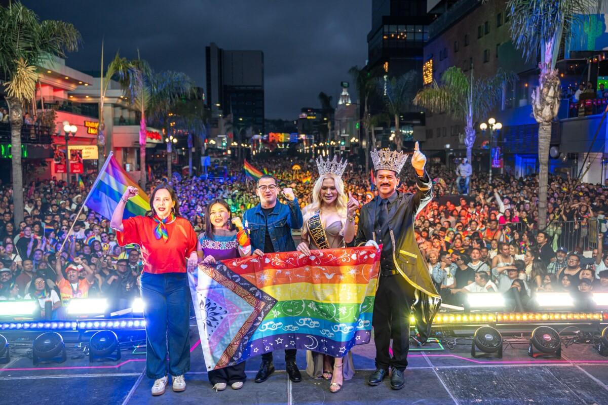 Celebra Abdiel Gutiérrez Coronado junto a 20 mil personas el Mes del Orgullo LGBTTTQI+ con marcha y concierto en la Avenida Revolución