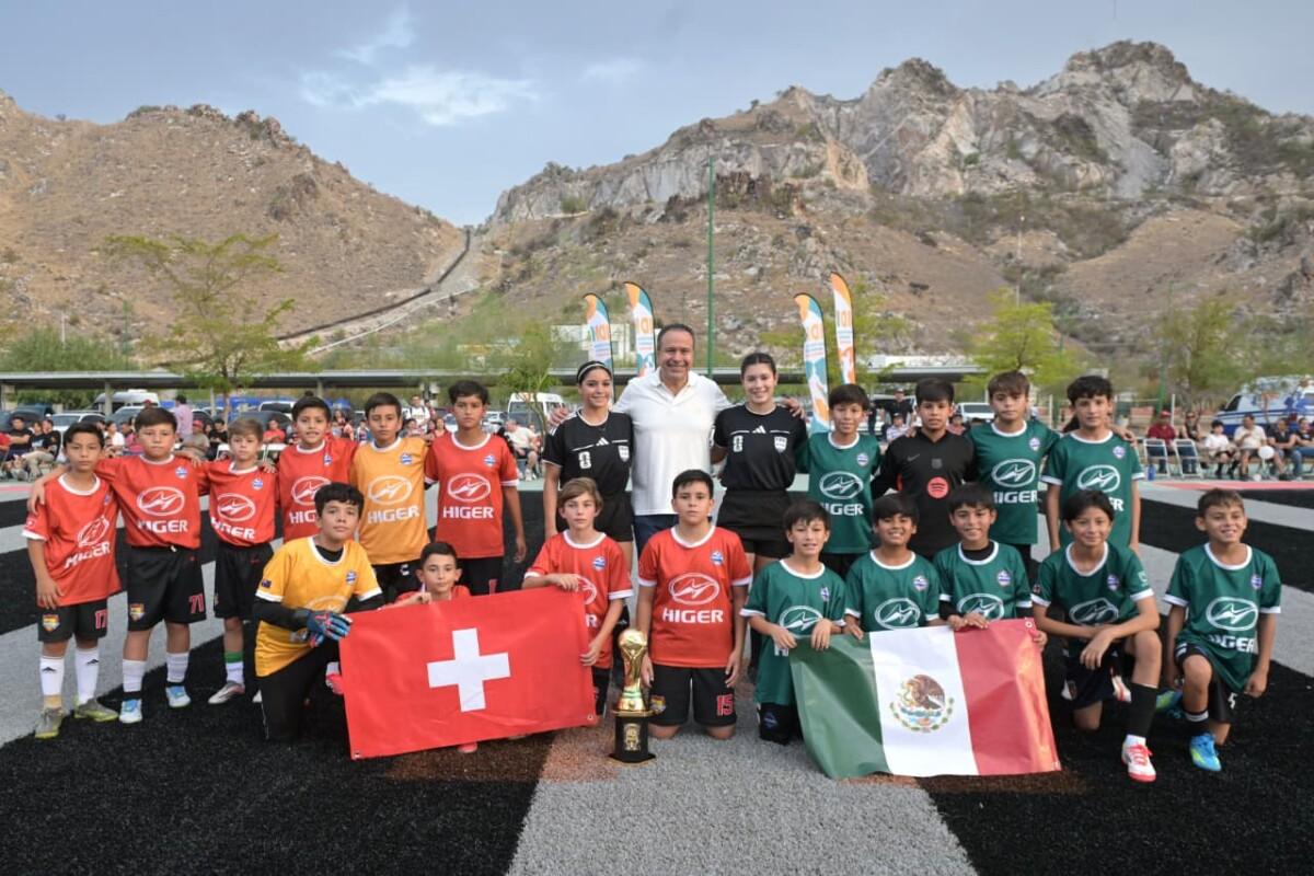 Celebra Toño Astiazarán exitoso cierre del torneo de futbol “El Mundialito H”