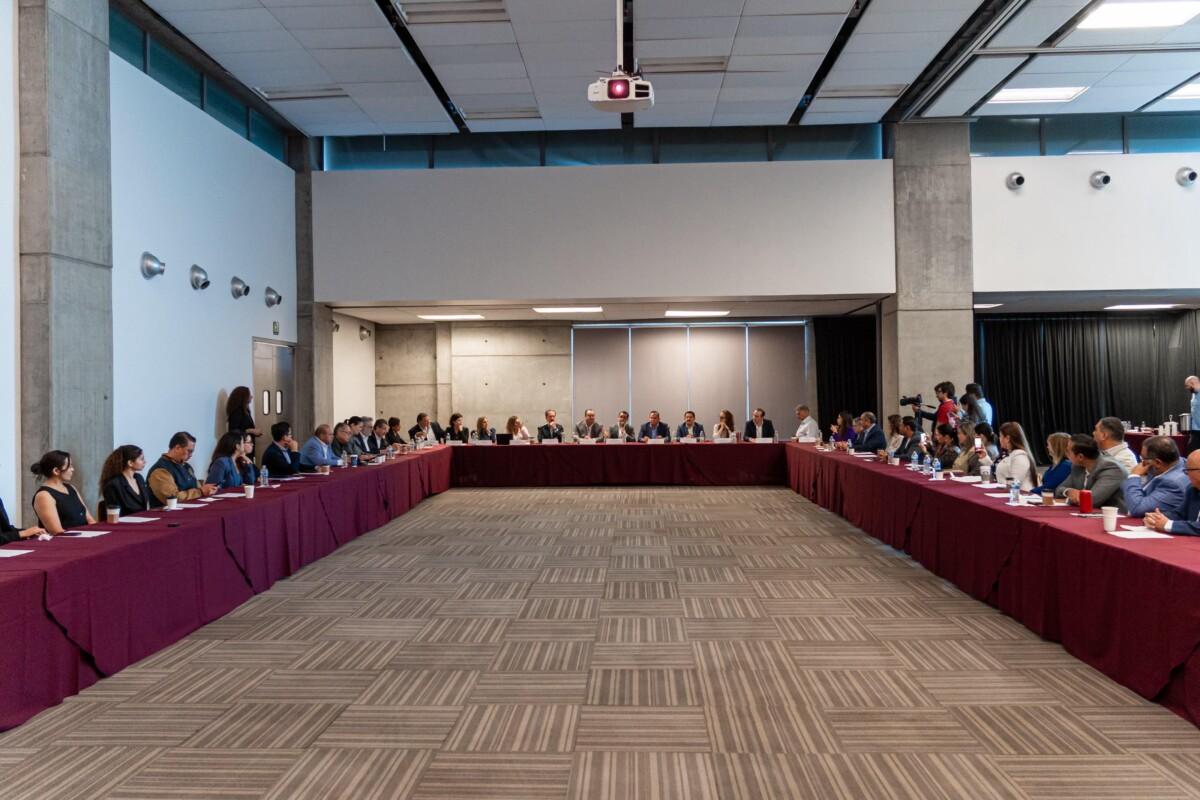 PRESIDE ABDIEL GUTIÉRREZ  CORONADO REUNIÓN CON EL CONSEJO CONSULTIVO EMPRESARIAL