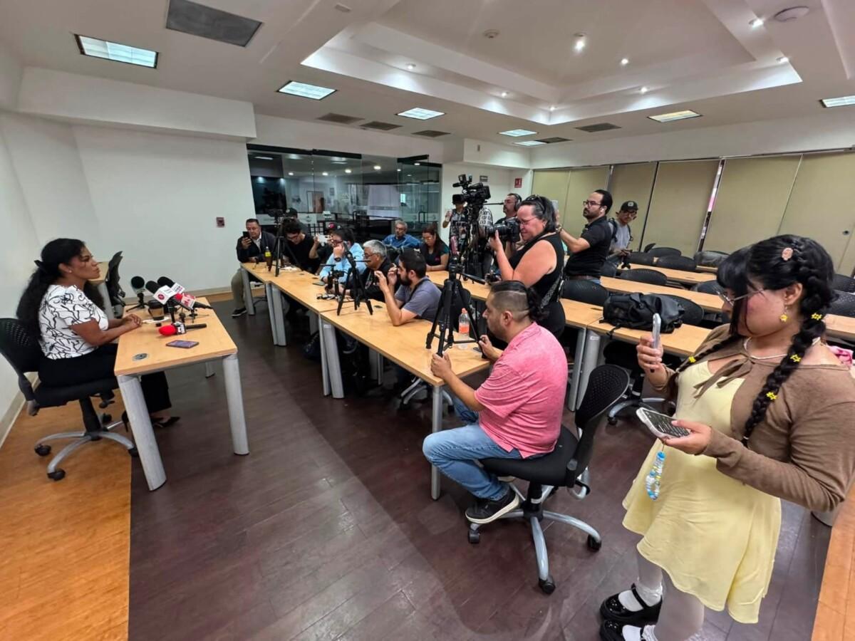 Aclara Montserrat Caballero que no hay investigación penal en su contra