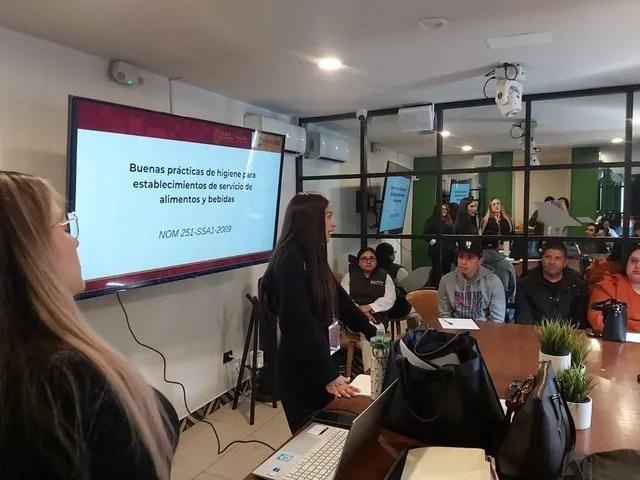 REFUERZA COEPRIS BC ACCIONES PARA PREVENIR INTOXICACIONES ALIMENTARIAS