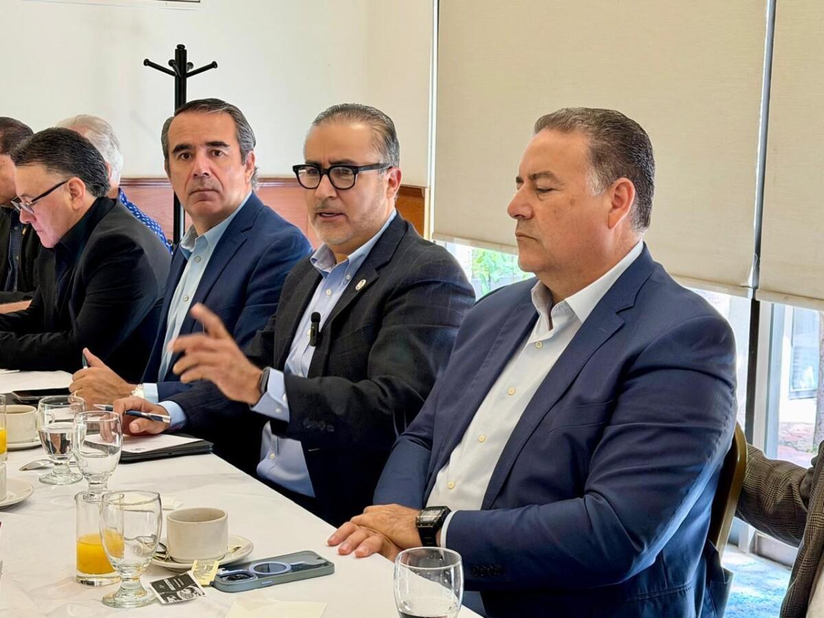 PIDE EL SENADOR MAX GARCIA MESA DE TRABAJO PARA ATENDER CIERRE DE TOYOTA EN BAJA CALIFORNIA Se pierden 3 mil 600 millones de dólares de inversión, 2 mil empleos y alrededor de 3 mil 500 indirectos