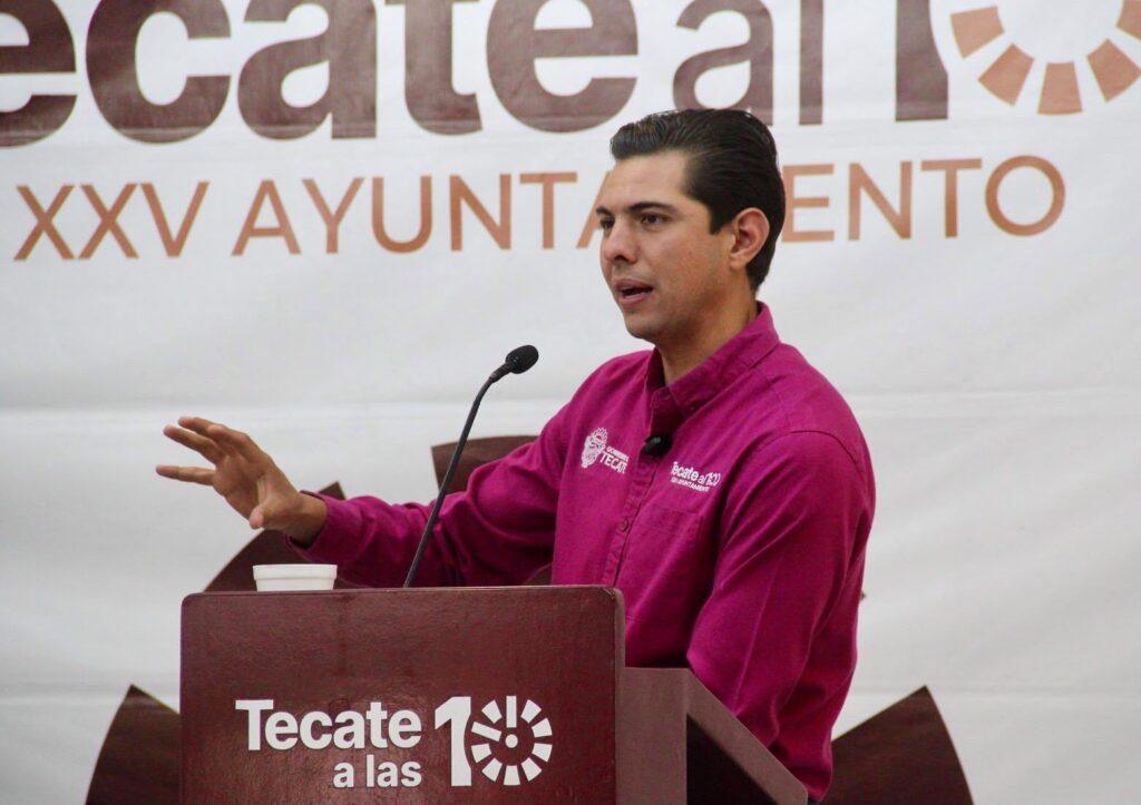 CUCHICHEO POLÍTICO