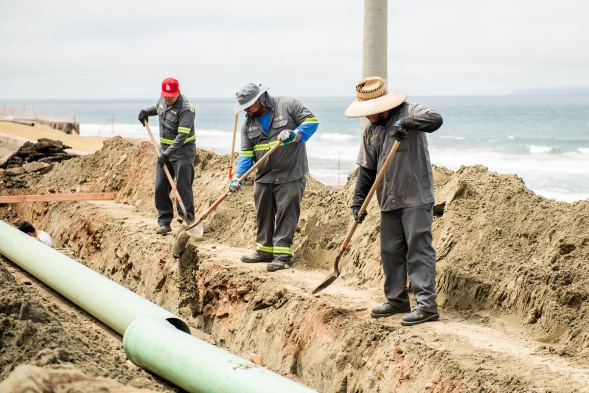 SECRETARÁ DEL AGUA Y CESPT SUPERVISAN LA REHABILITACIÓN DE ALCANDATRILADO SANITARIO DE ANDADORES DE PLAYAS DE TIJUANA