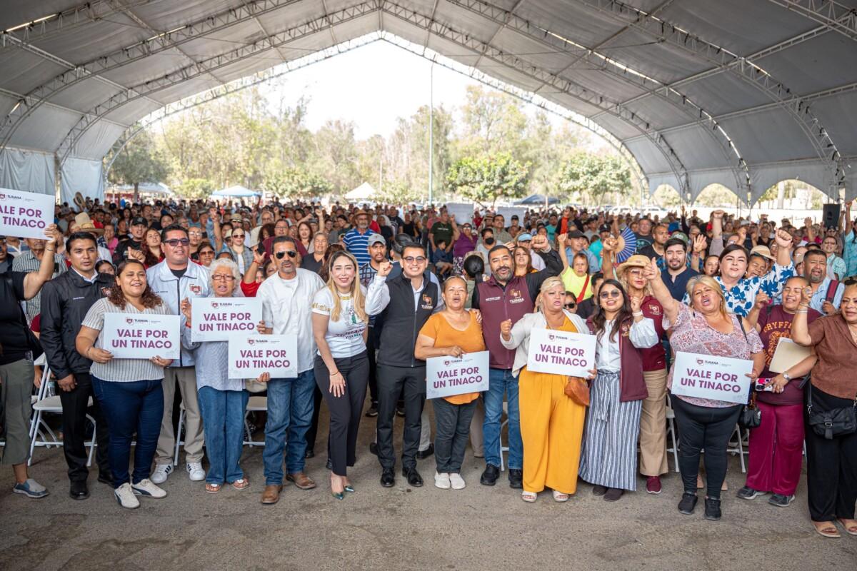ENTREGA EL ALCALDE ABDIEL GUTIÉRREZ 900 TINACOS A FAMILIAS TIJUANENSES