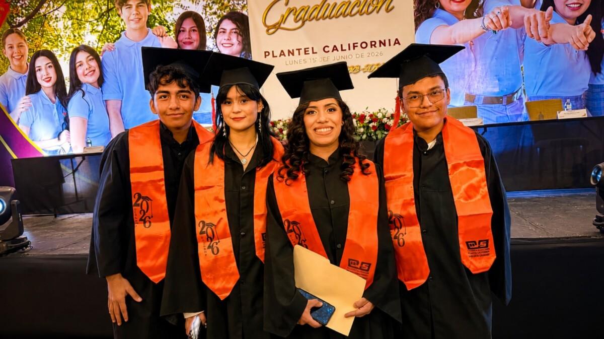 Egresan más de 230 mil estudiantes en 50 años de Cobach Sonora