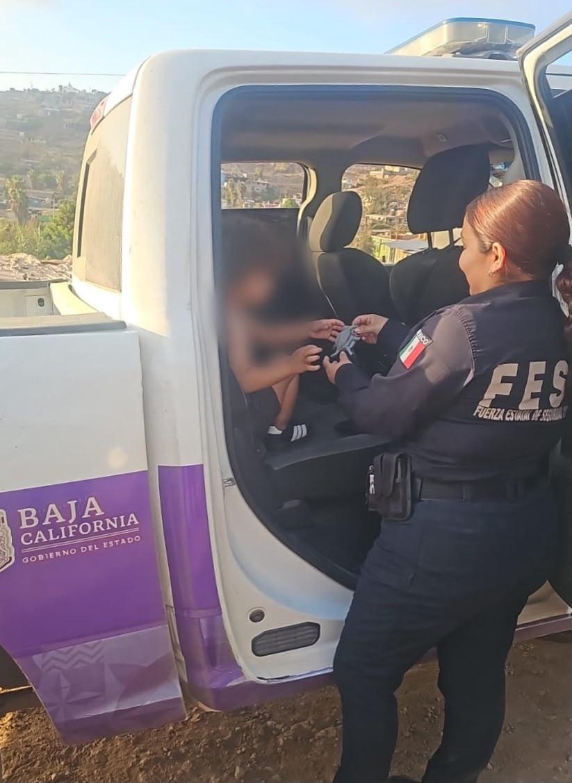 RESCATA ESUADRÓN VIOLETA A UNA MENOR EN ENSENADA
