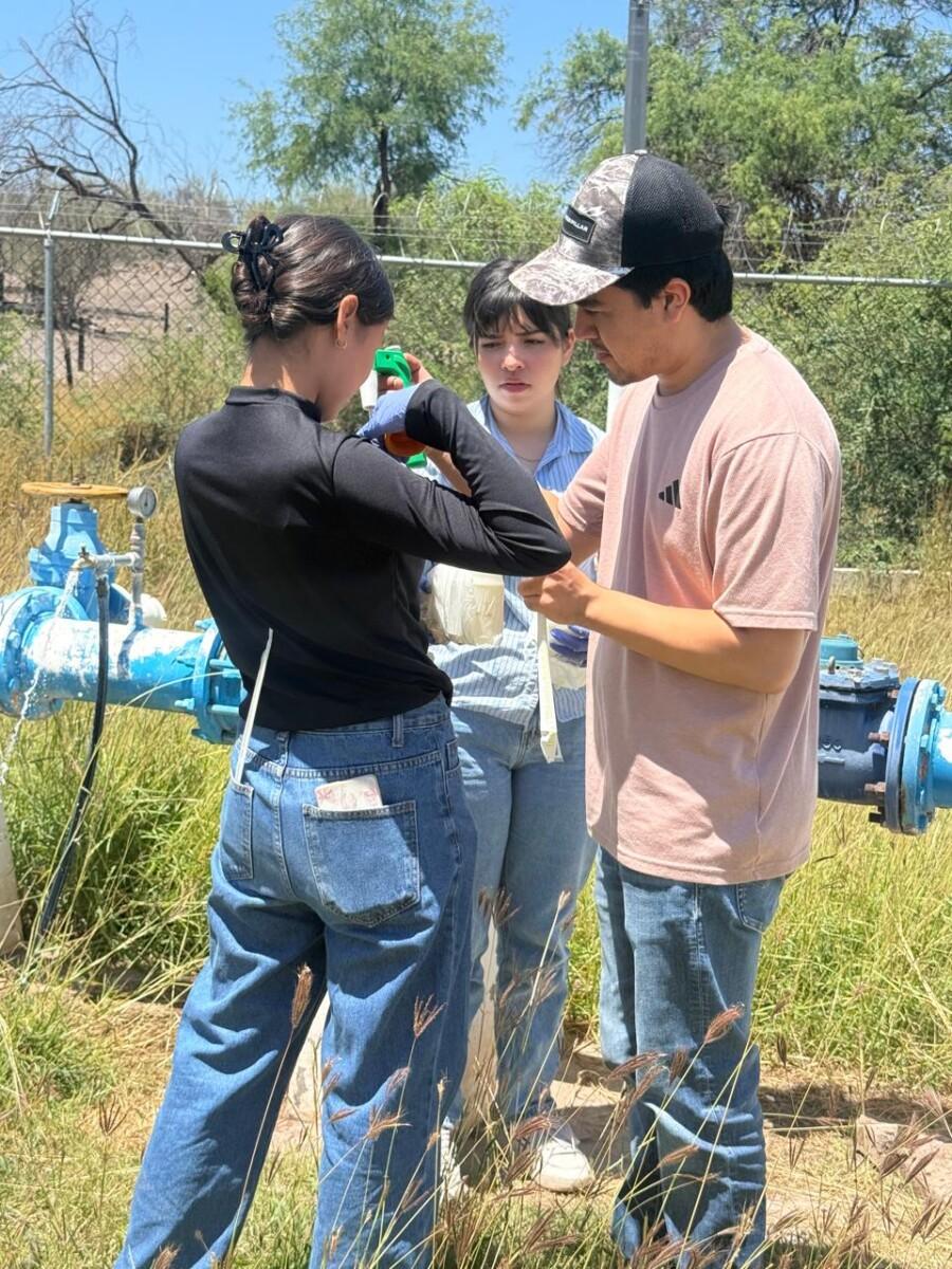 ALUMNOS DE LA UNIVERSIDAD DE SONORA TRABAJAN CON COMUIDADES DEL PUEBLO YAQUÍ DE SONORA, PARA MEJORAR LA CALIDAD DEL AGUA DE CONSUMO HUMANO